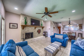 The Iron Cactus Condo on the Comal CW C102